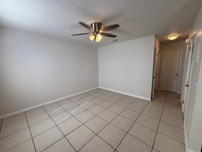 Building Photo - 1100 Frankford Ave