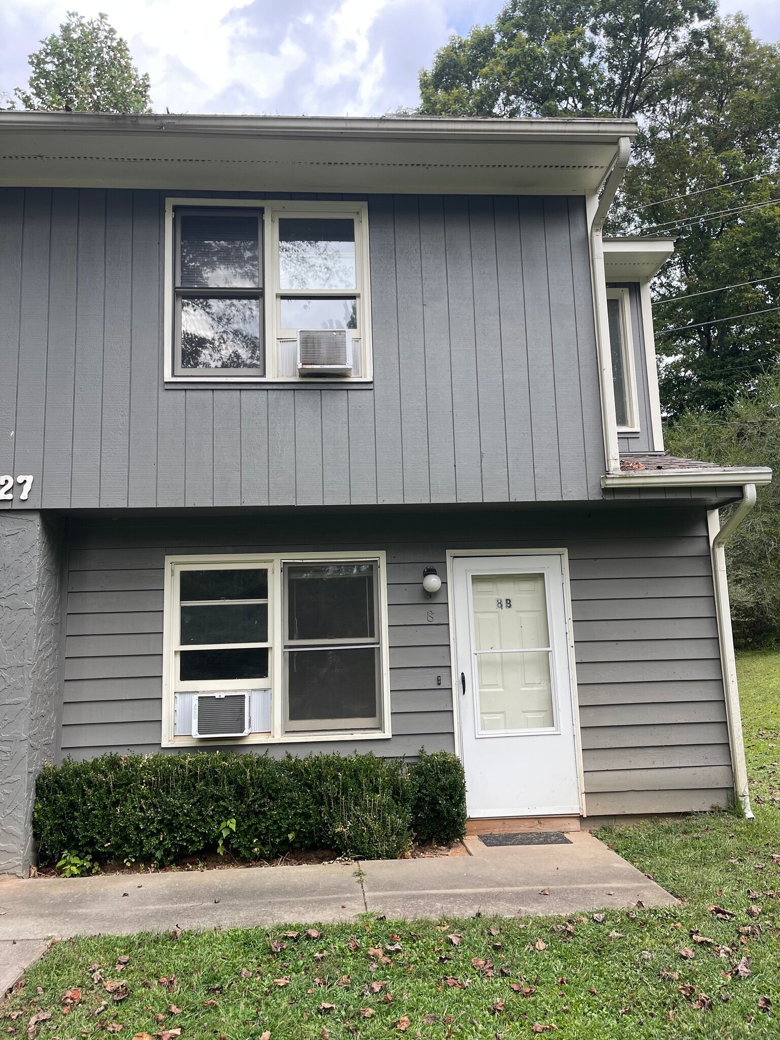 Building Photo - 27 E Raccoon Rdg