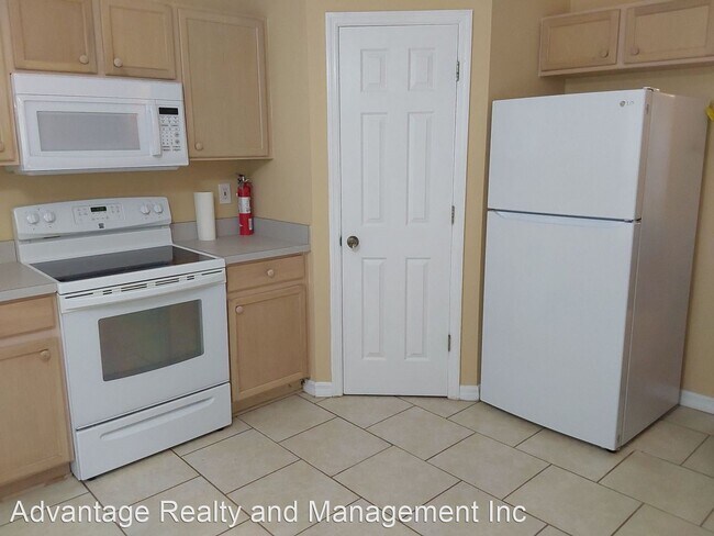 Building Photo - 4 br, 2 bath House - 12 Pineland Ln