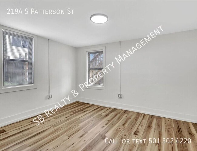 Building Photo - 219 S Patterson St