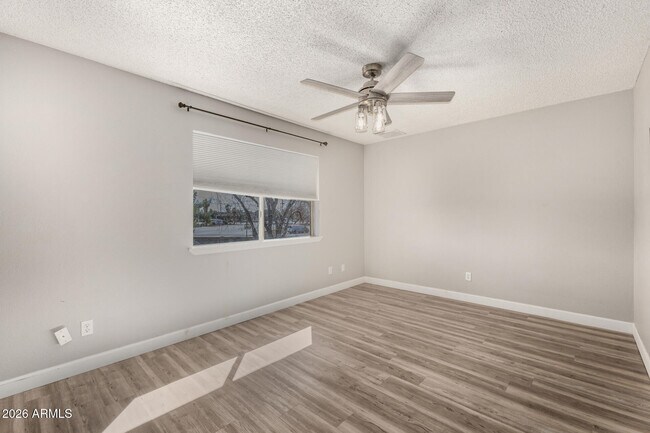 Building Photo - 18653 N 43rd Dr