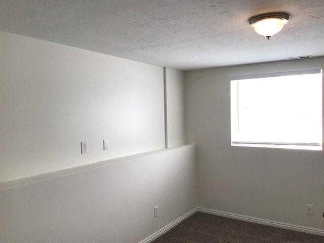 Building Photo - 3354 W 500 N