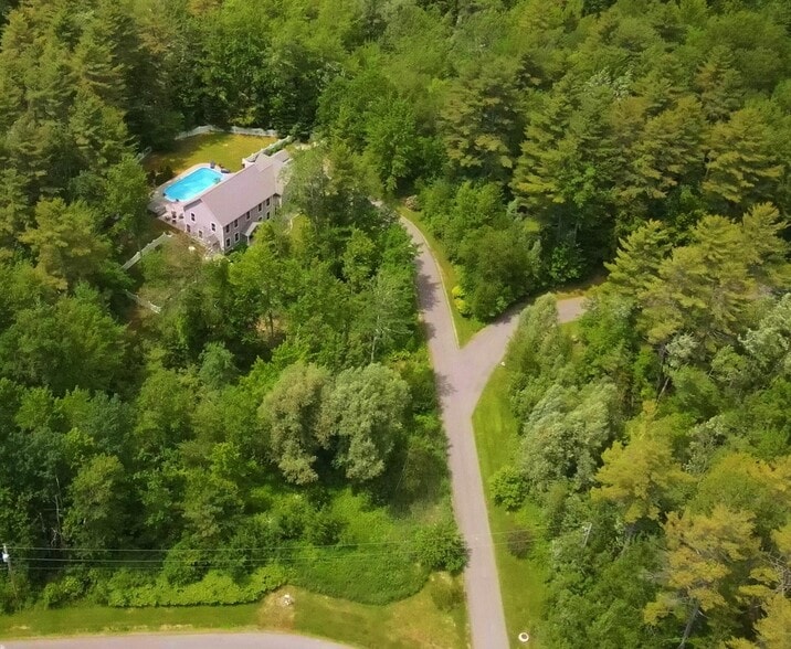 Building Photo - 46 Frances Dr