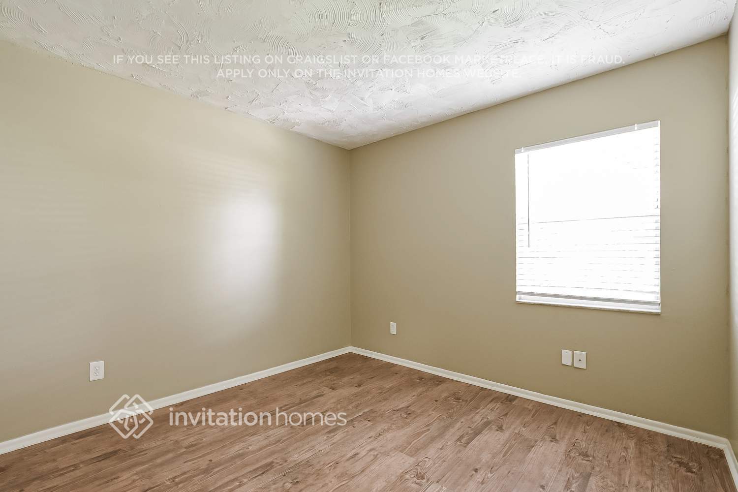 Building Photo - 119 Oaxaca Ln