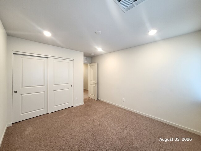 Building Photo - 9645 Jade Rise Ave