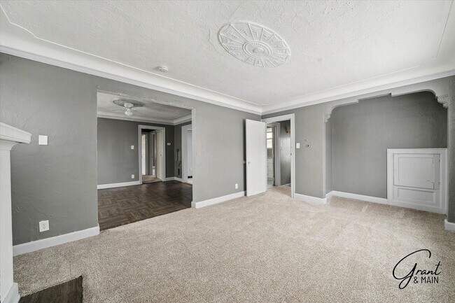 Building Photo - 15886 Woodingham Dr