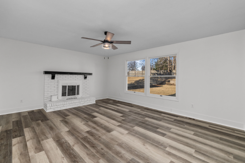Building Photo - 4745 Arevalo Dr