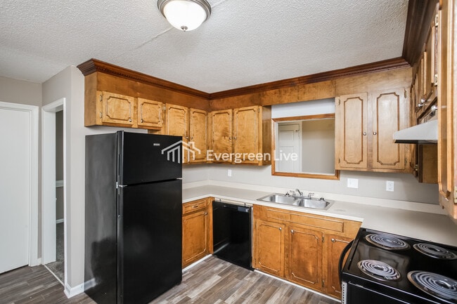 Building Photo - 109 Duchess Trail