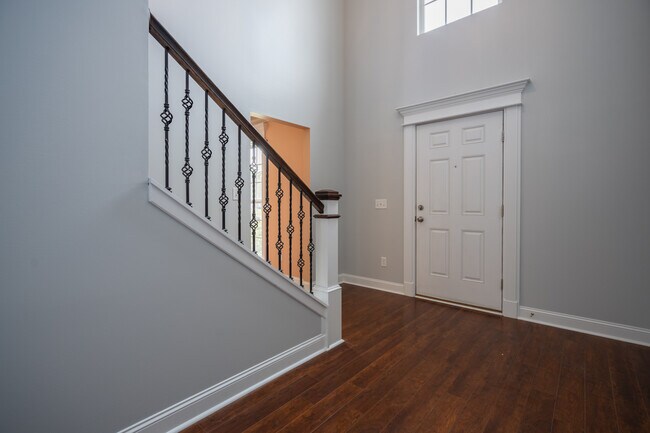 Building Photo - 157 Outpost Trl