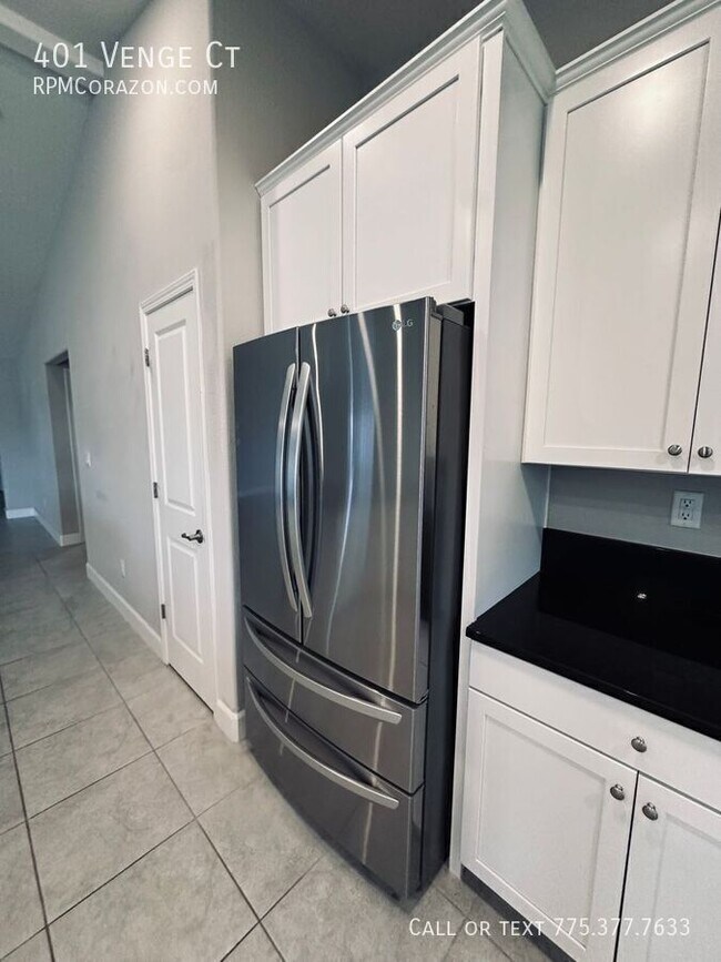 Building Photo - 401 Venge Ct