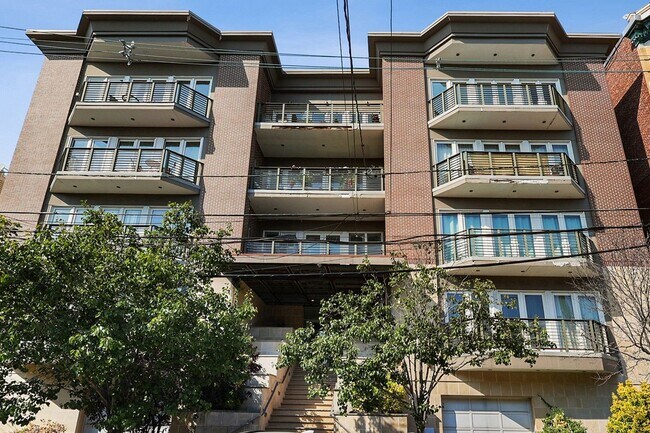 Building Photo - 34-40-40 48th St