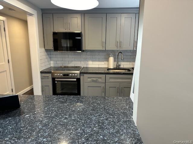 Building Photo - 377 Fort Salonga Rd