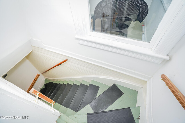 Building Photo - 140 Broad St