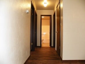 Building Photo - 3 Bedroom Brick home in Tecumseh