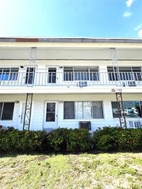 Building Photo - 2366 Shelley St