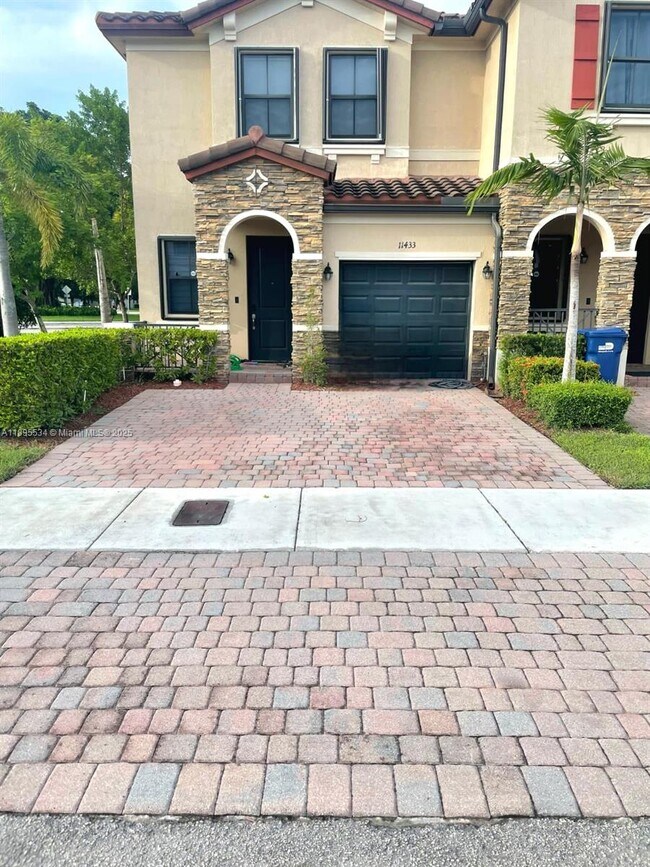Primary Photo - 11433 SW 251st St