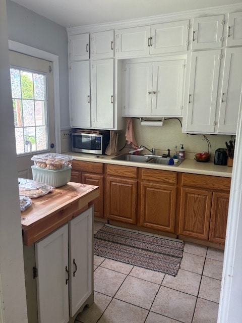 Building Photo - 610 Summit Ave