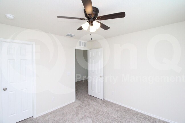 Building Photo - 5616 Cherrywood Wy