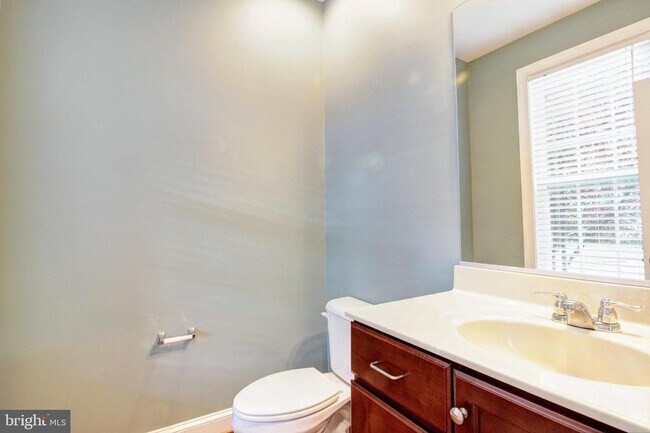 Building Photo - 4105 Brushfield Dr