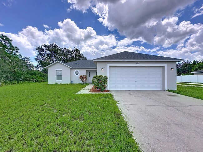 Building Photo - 424 Danube Dr