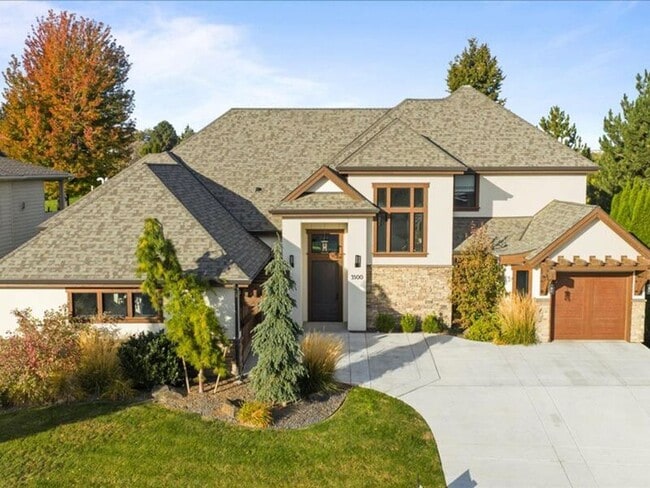 Building Photo - 3500 S Morain St