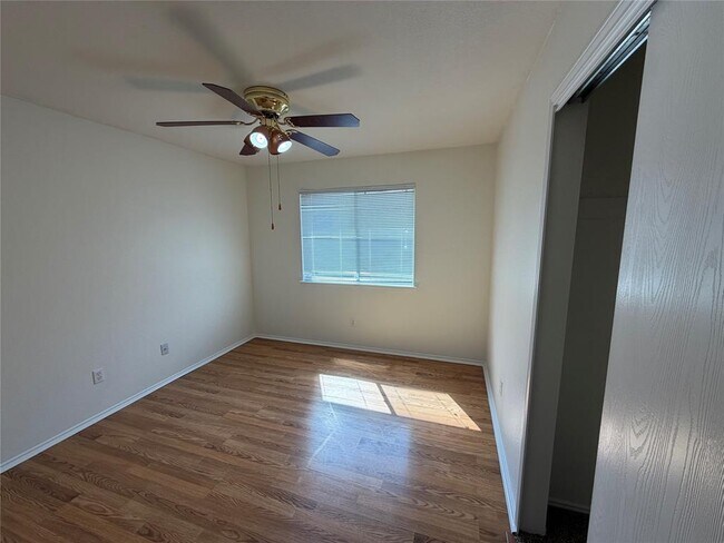 Building Photo - 917 W South St