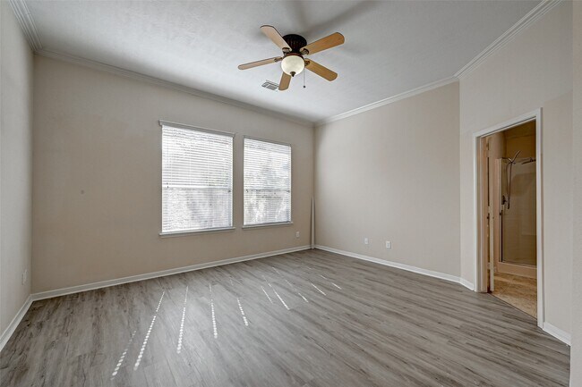 Building Photo - 6923 Grants Hollow Ln