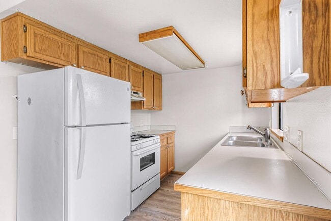 Building Photo - 1806 N 40th Pl