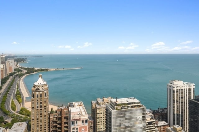 Building Photo - 180 E Pearson St