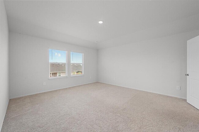 Building Photo - 164 Frogmore Lp