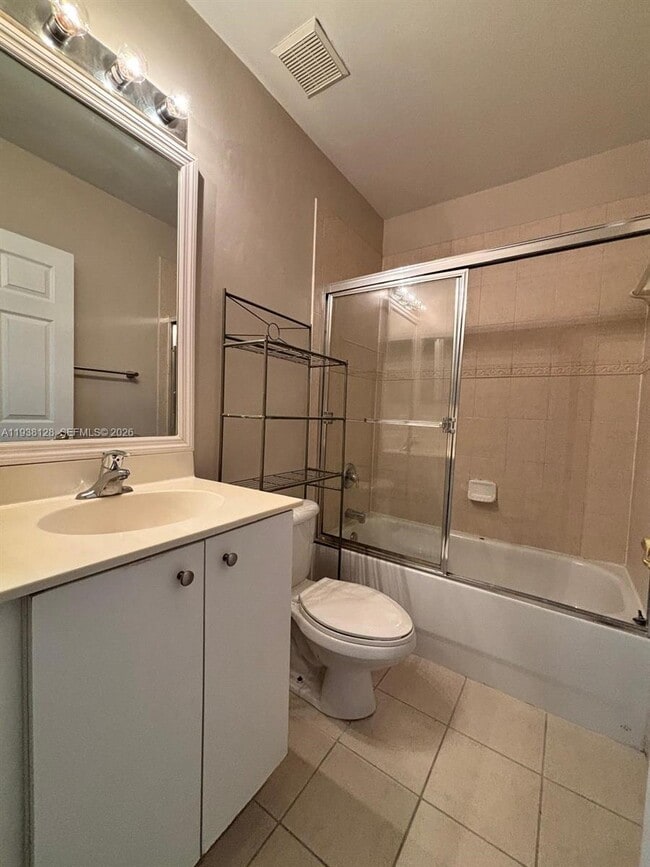 Building Photo - 8253 SW 29th St