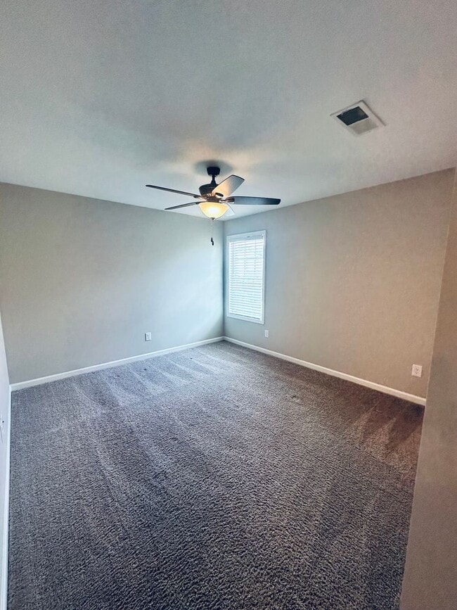 Building Photo - 111 Catskill Ln