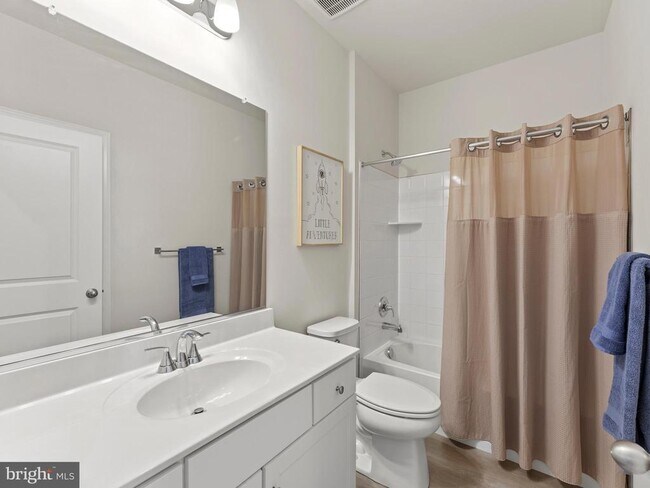 Building Photo - 2841 Hokie Ln