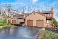 Building Photo - MOVE IN NOW! Newly Renovated Townhomes in ...