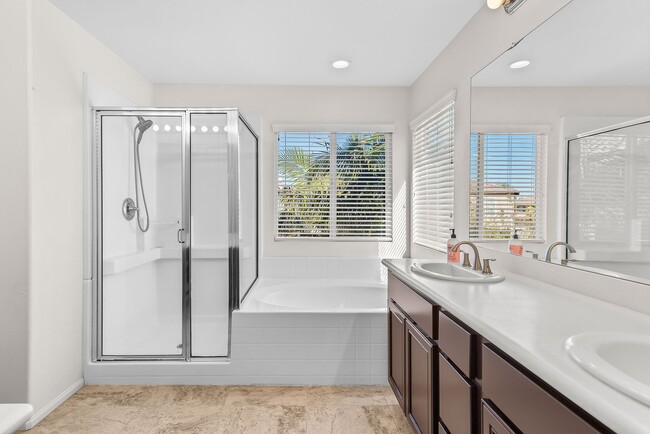 Building Photo - Spacious 4-Bedroom Home for Rent in Chula Vista – Available Now