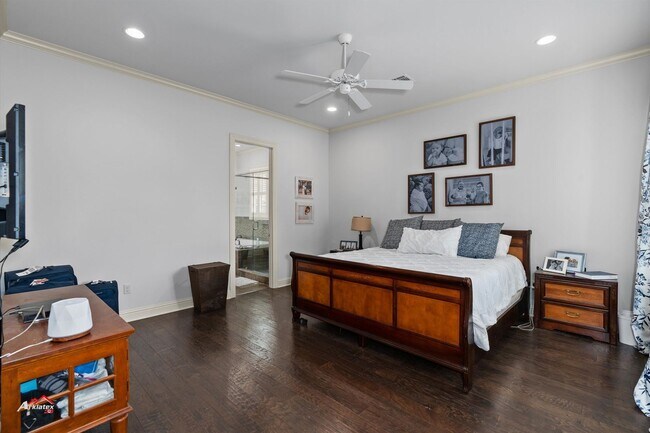 Building Photo - LUXURY LIVING IN THE PRESTIGIOUS PROVENANCE SUBDIVISION