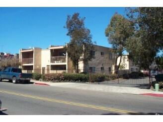 Building Photo - Evergreen Villas