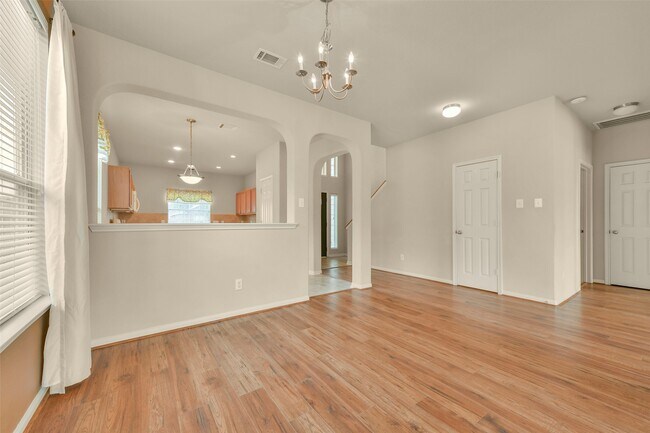 Building Photo - 1120 Lasso Ct