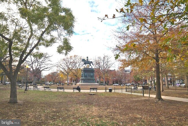 Building Photo - 1208 M St NW