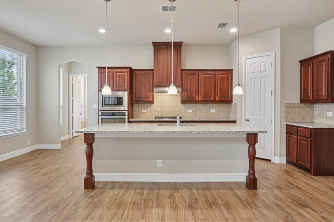 Building Photo - 7305 Rockford Ct