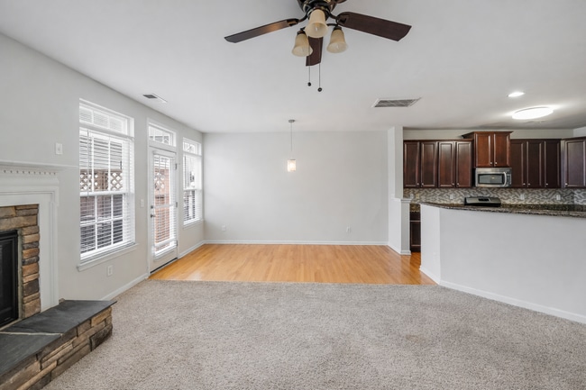 Building Photo - Townhomes at Ayrsley: Stunning 3-Bedroom Home with Modern Flair!