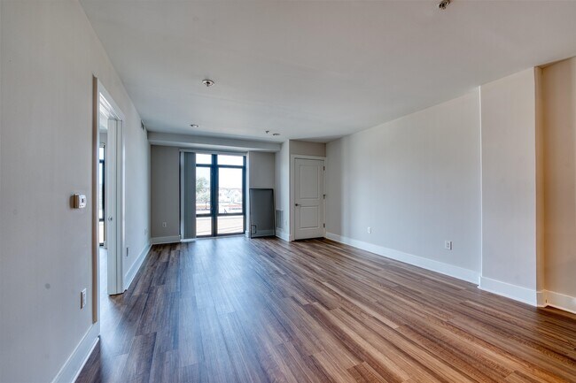 Building Photo - 1040 John F. Kennedy Blvd