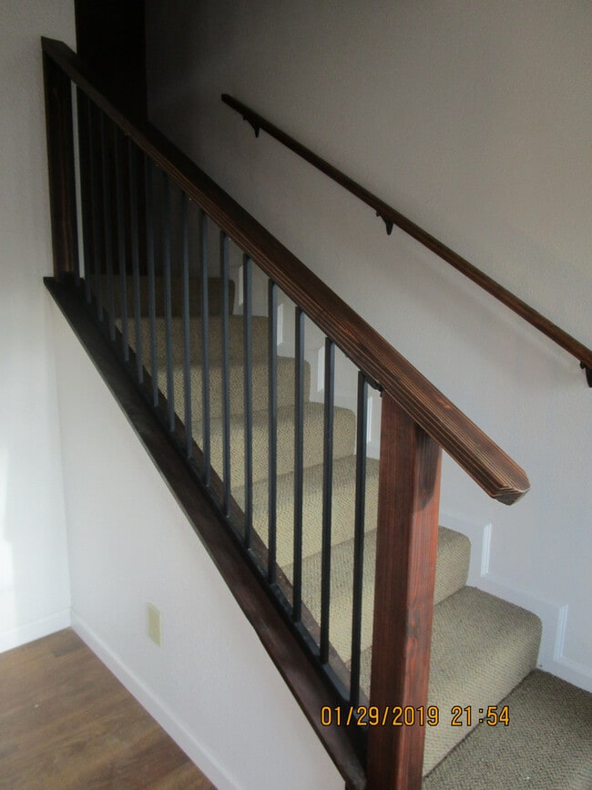 Building Photo - YOU WON'T BELIEVE IT!!