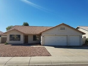 Building Photo - SPACIOUS HOME IN GREAT NORTHWEST LOCATION!