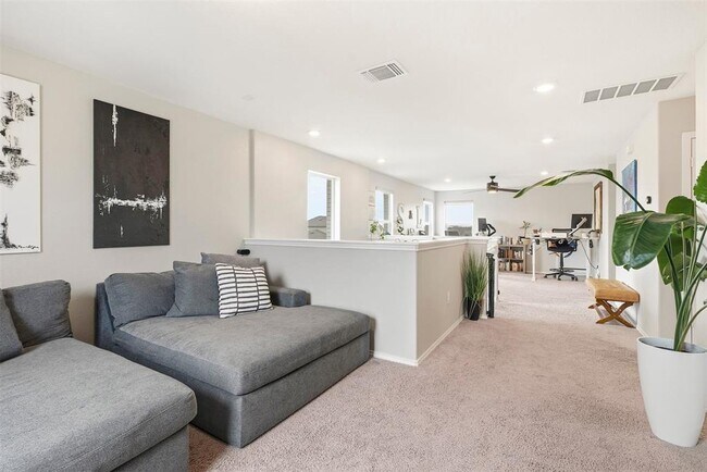 Building Photo - 1506 Dragonfly Loop