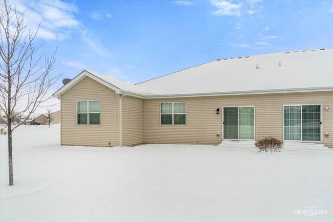 Building Photo - 1978 Eagle Dr