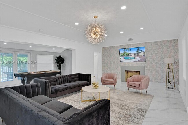 Building Photo - 725 Harrison St