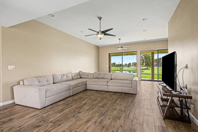 Building Photo - 7825 E San Carlos Rd