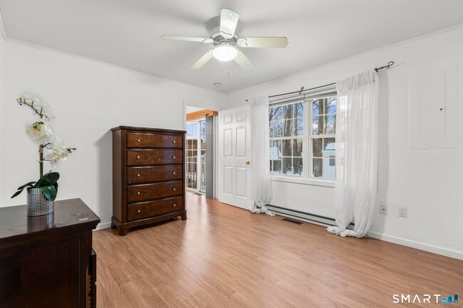 Building Photo - 125 Birchwood Dr