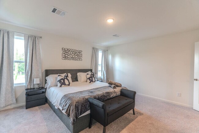 Building Photo - 10314 Woodwick St